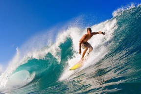 u球体育下载-夏季联赛四强战对决在即！川崎前锋演练定位球，马德里竞技密集防守应对